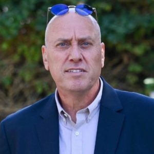 658ba8f9-9283-42d9-9df3-08b371696721